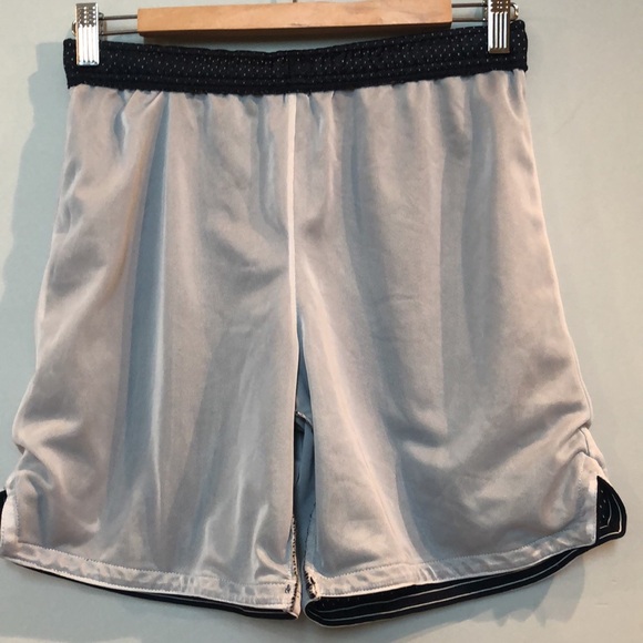 Nike Blue Athletic Shorts XS last price drop - Picture 7 of 8